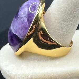 Elegant Purple and Gold Ring